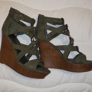 Guess Wedges
